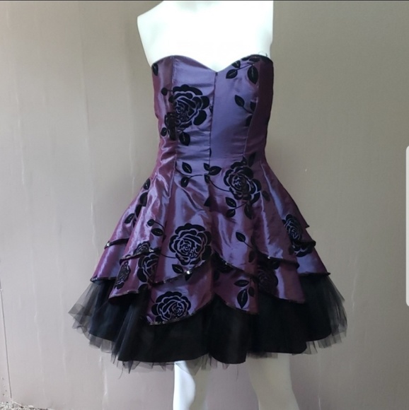 Masquerade Dresses & Skirts - Masquerade Purple & Black Strapless Dress Sz 9/10